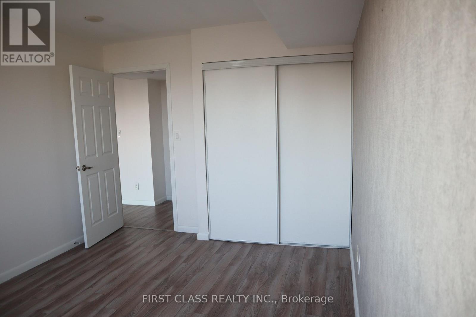 Photo 40 of 2805 208 Enfield Place, Mississauga ON