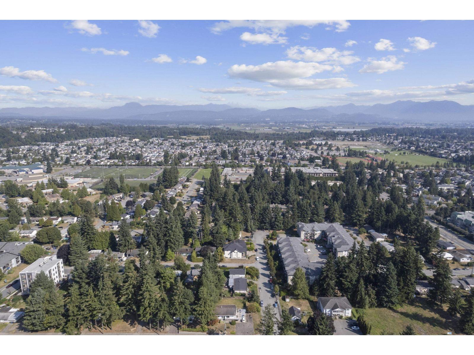 Photo 4 of 214 2990 Boulder Street, Abbotsford BC