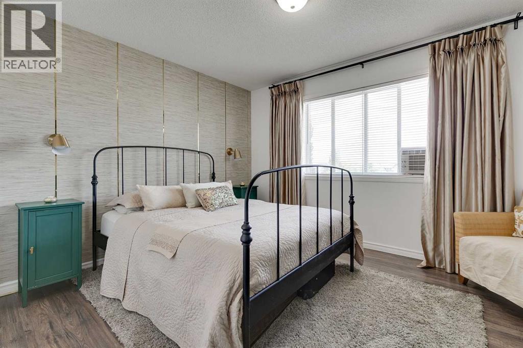 Photo 16 of 235 Copperfield Heights Se, Calgary AB