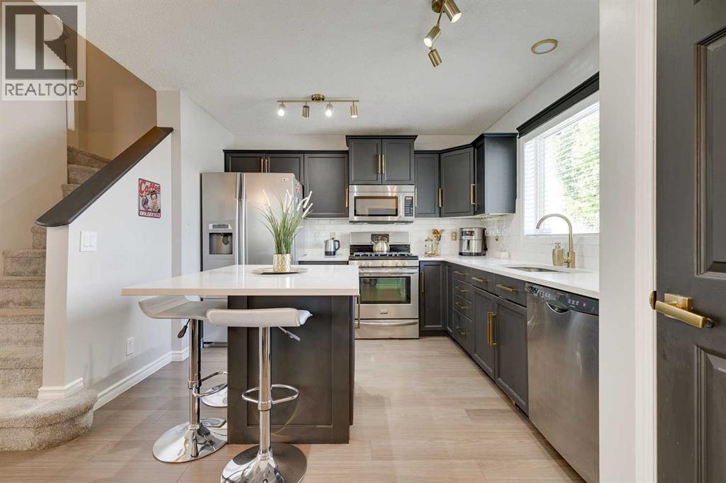 Photo 12 of 235 Copperfield Heights Se, Calgary AB