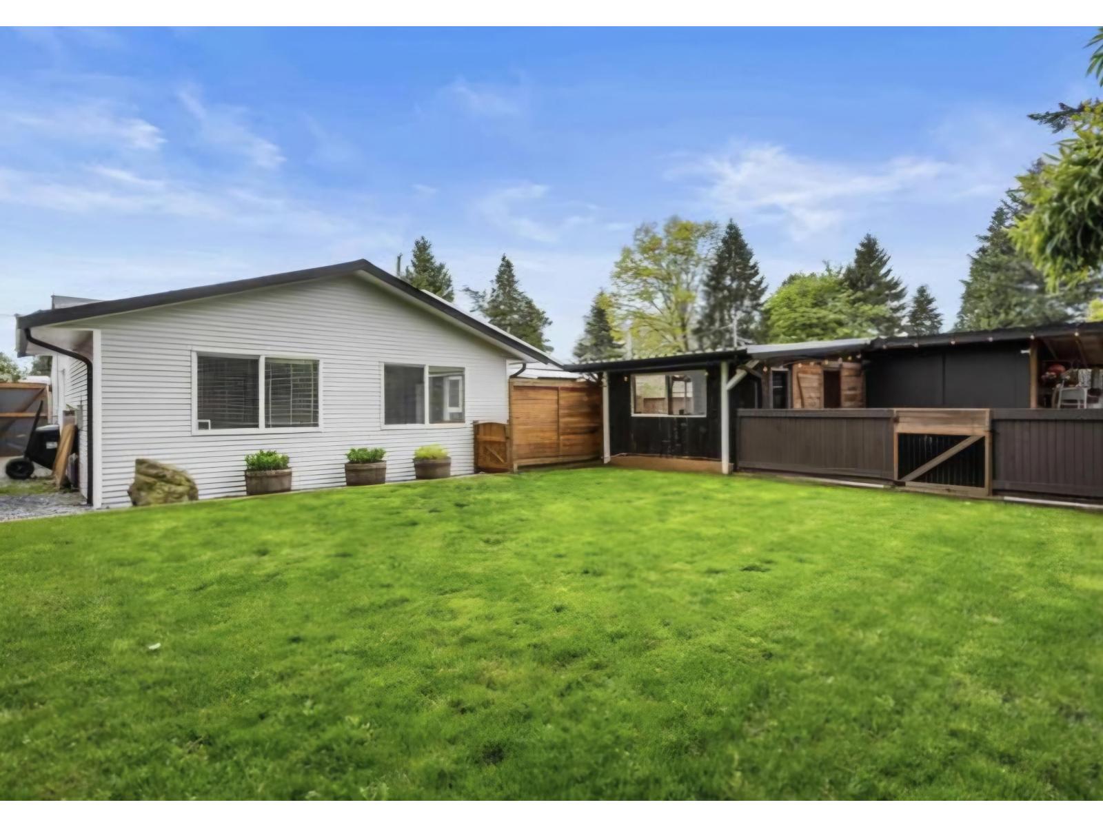 Photo 11 of 32261 Swift Drive, Mission BC