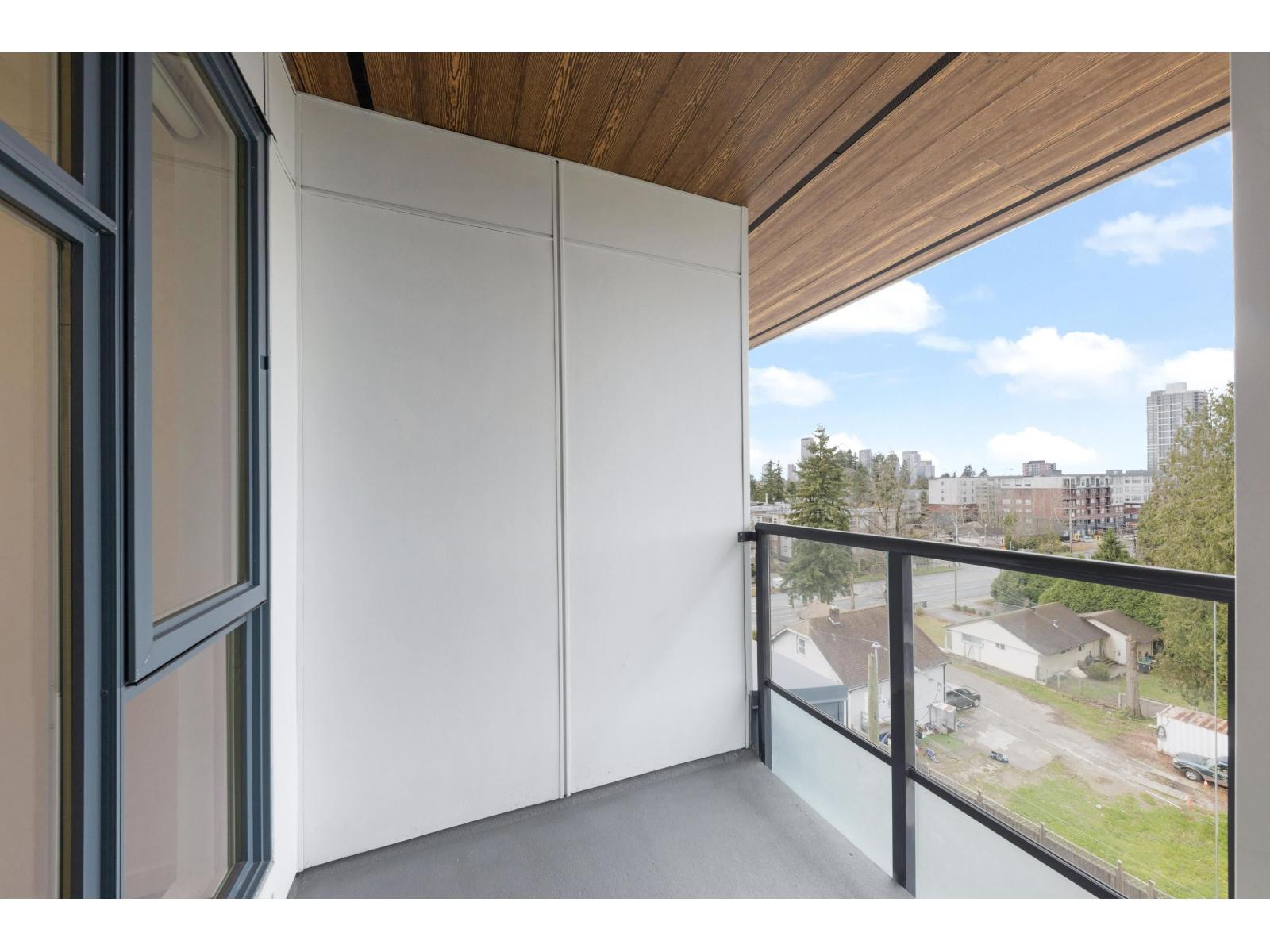 Photo 18 of 607 10828 139 A Street, Surrey BC