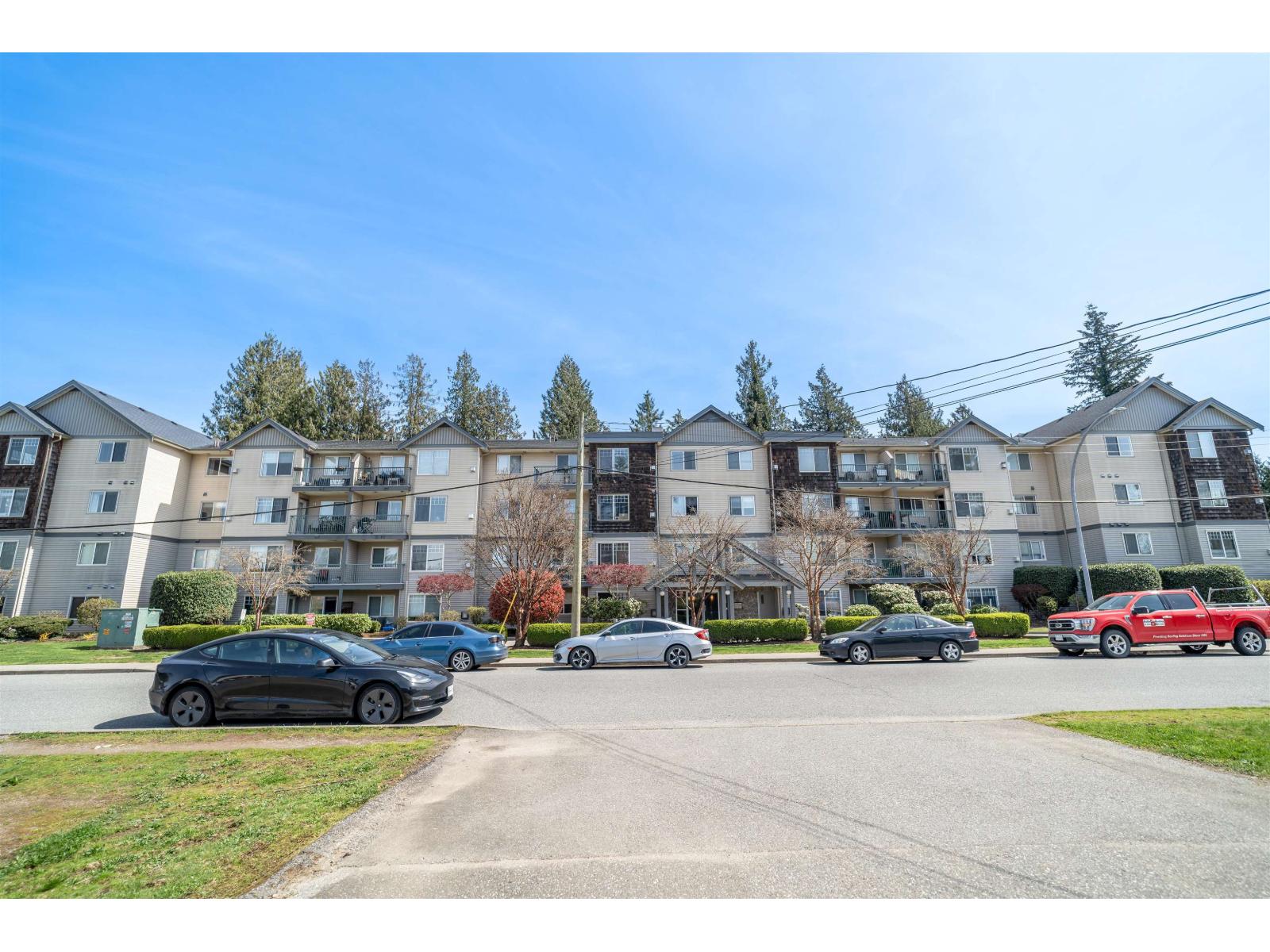 Photo 3 of 204 2350 Westerly Street, Abbotsford BC