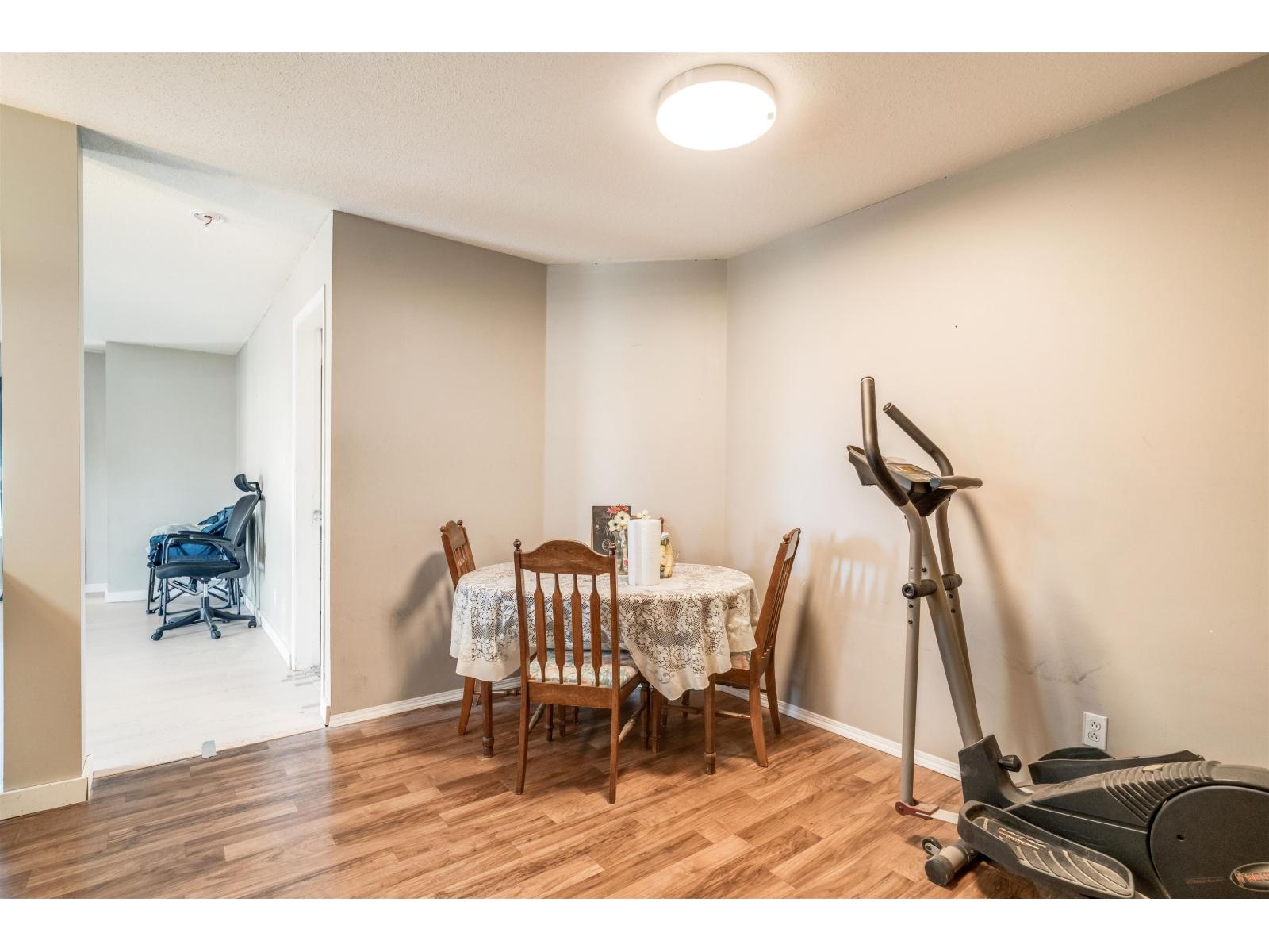 Photo 24 of 204 2350 Westerly Street, Abbotsford BC