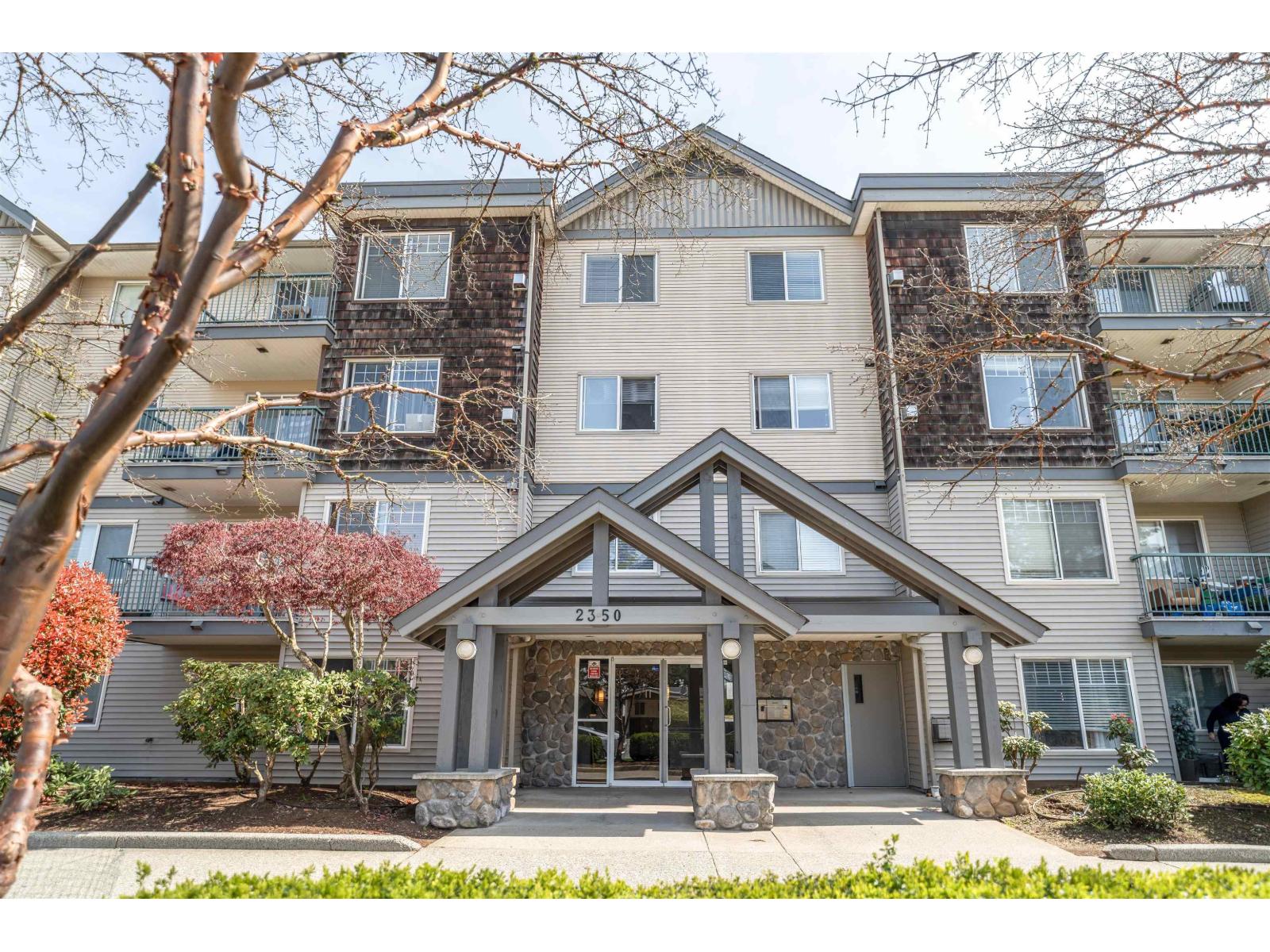 Photo 1 of 204 2350 Westerly Street, Abbotsford BC