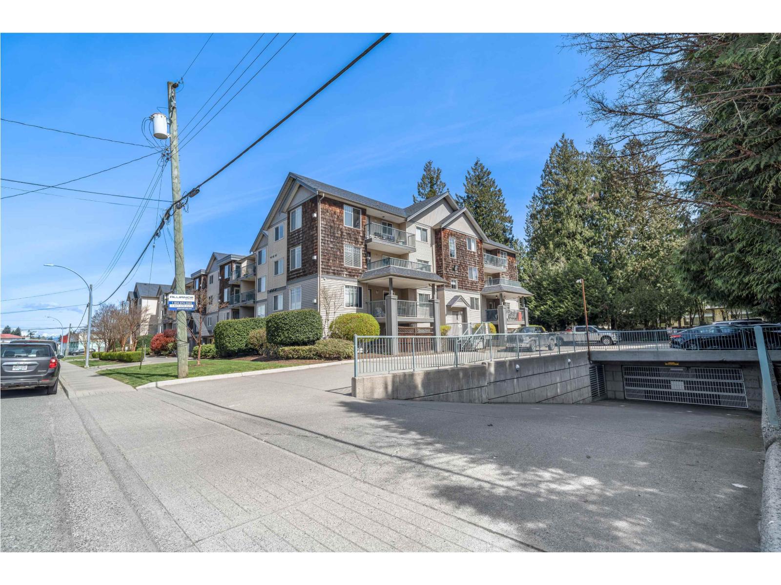 Photo 5 of 204 2350 Westerly Street, Abbotsford BC