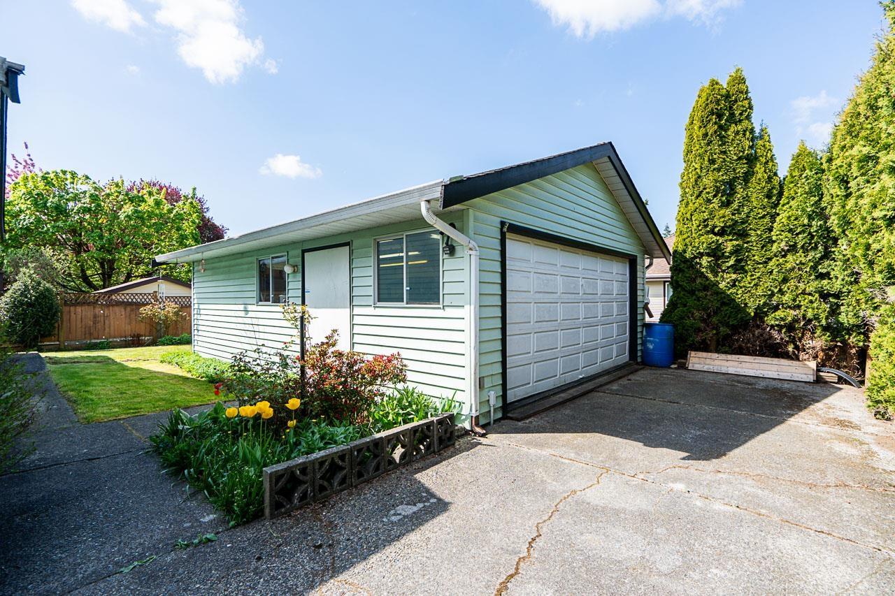 Photo 34 of 5949 169 Street, Surrey BC