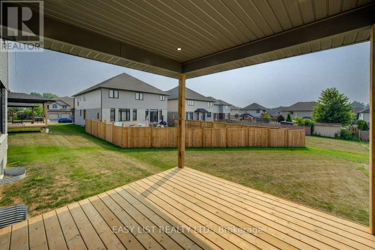 61 BRICKER AVENUE - 6