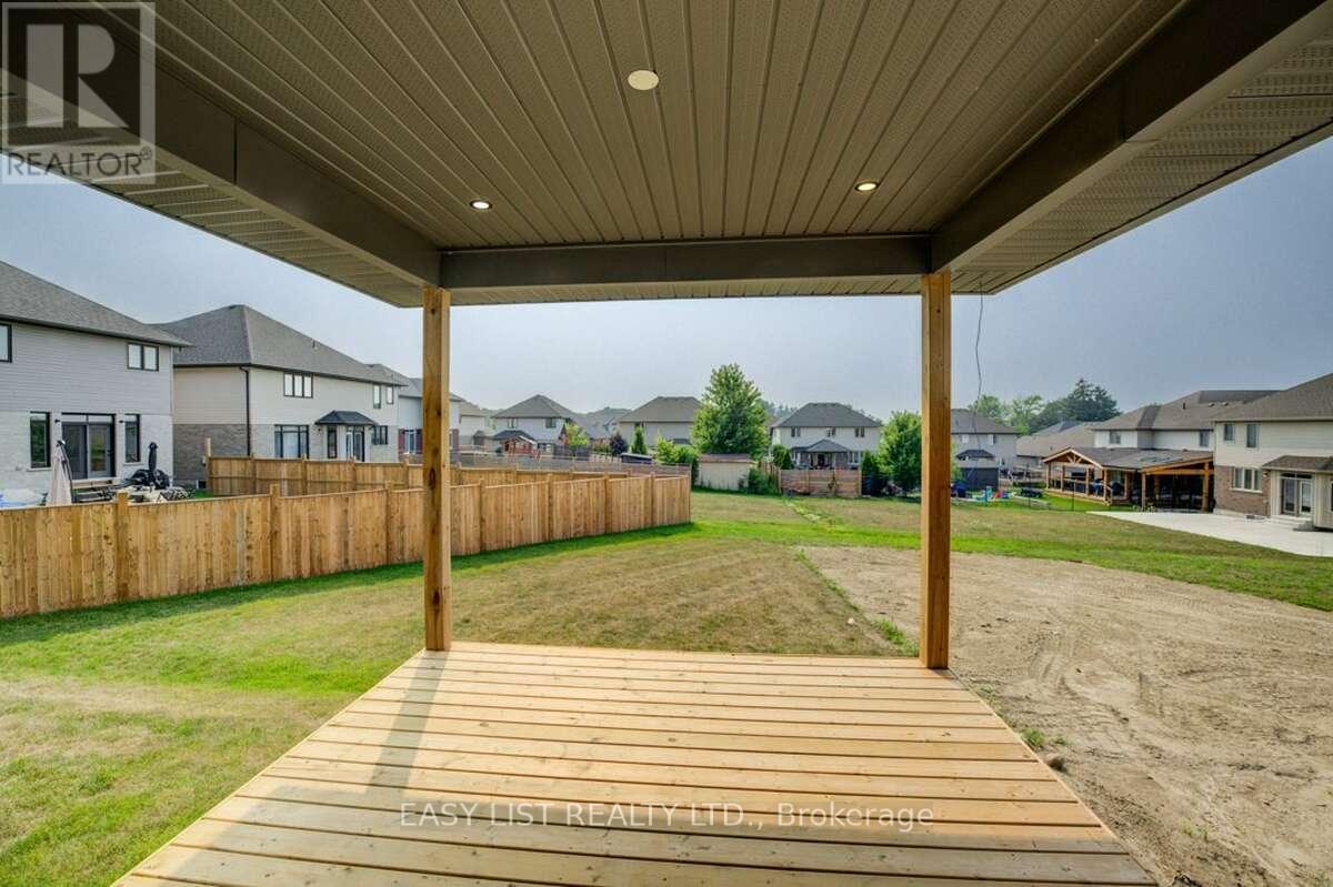 61 BRICKER AVENUE - 7
