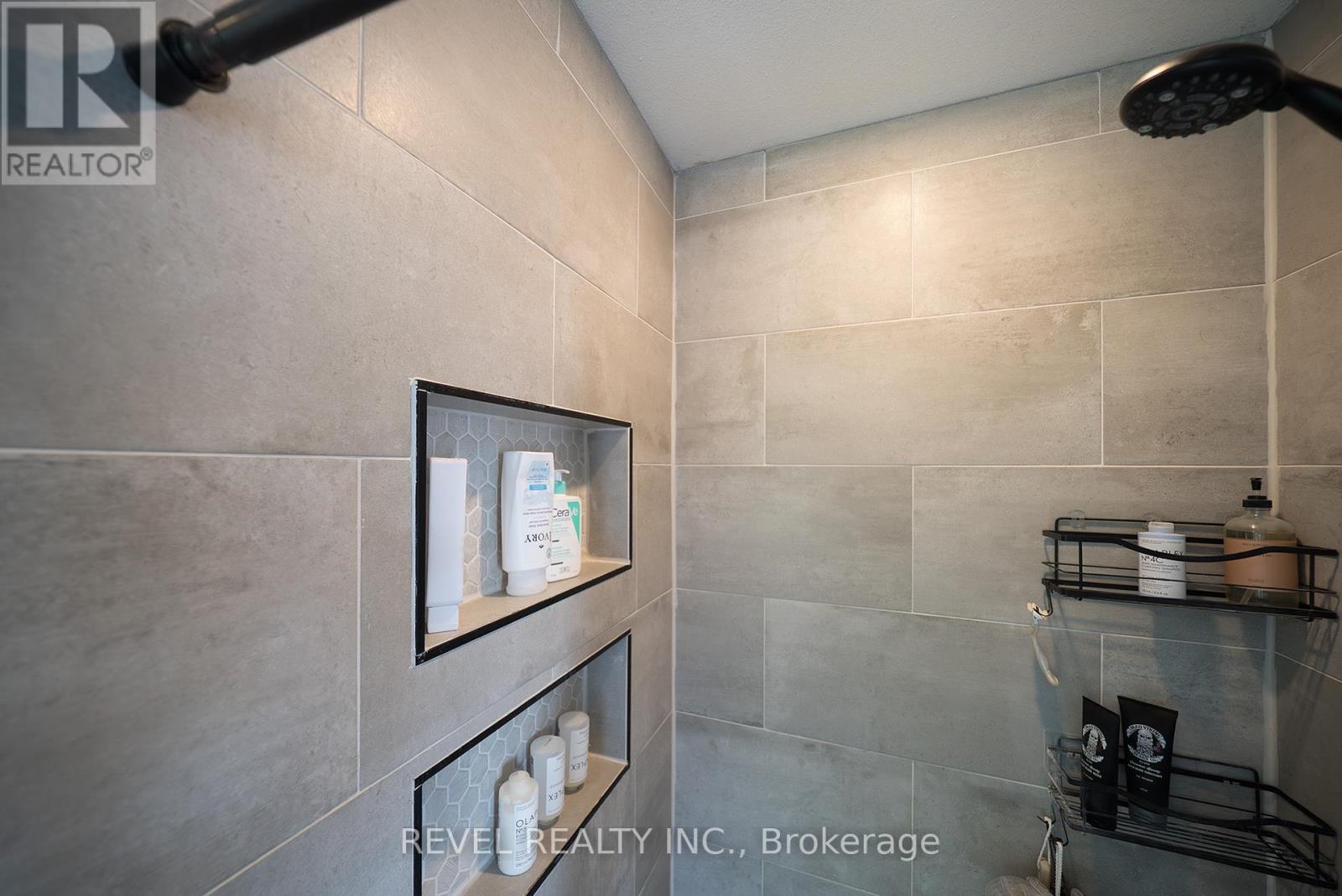 Photo 29 of 165 East Avenue, Brantford ON