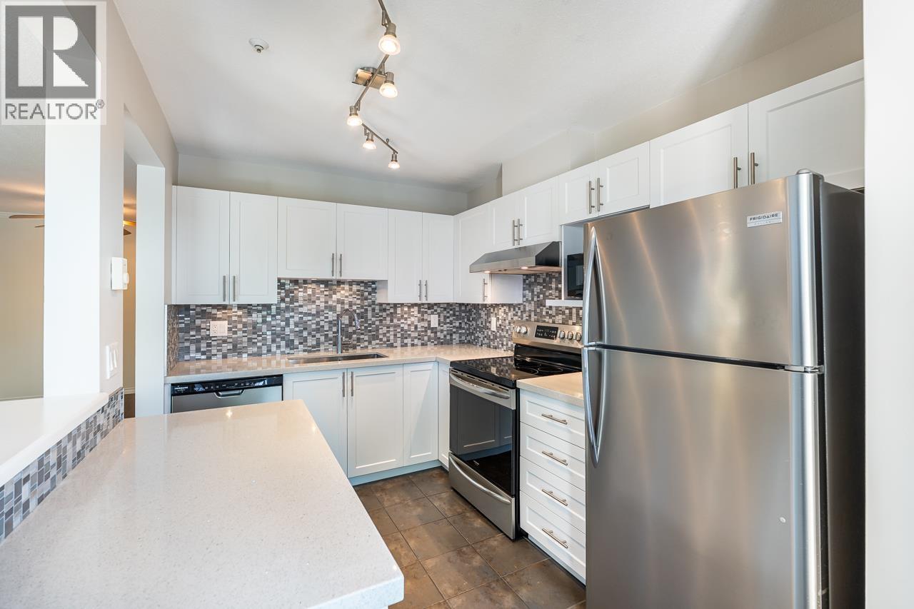 Photo 28 of 302 135 Eleventh Street, New Westminster BC