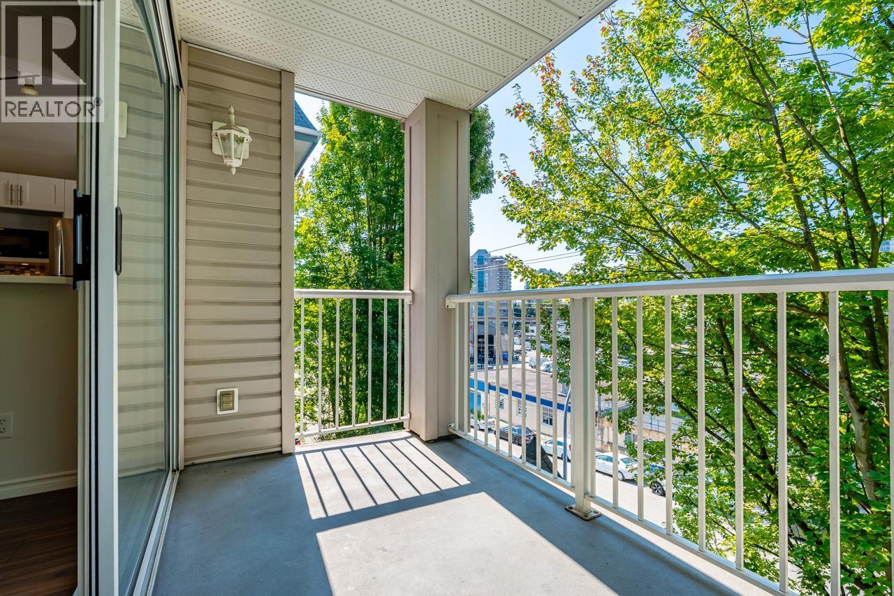 Photo 30 of 302 135 Eleventh Street, New Westminster BC
