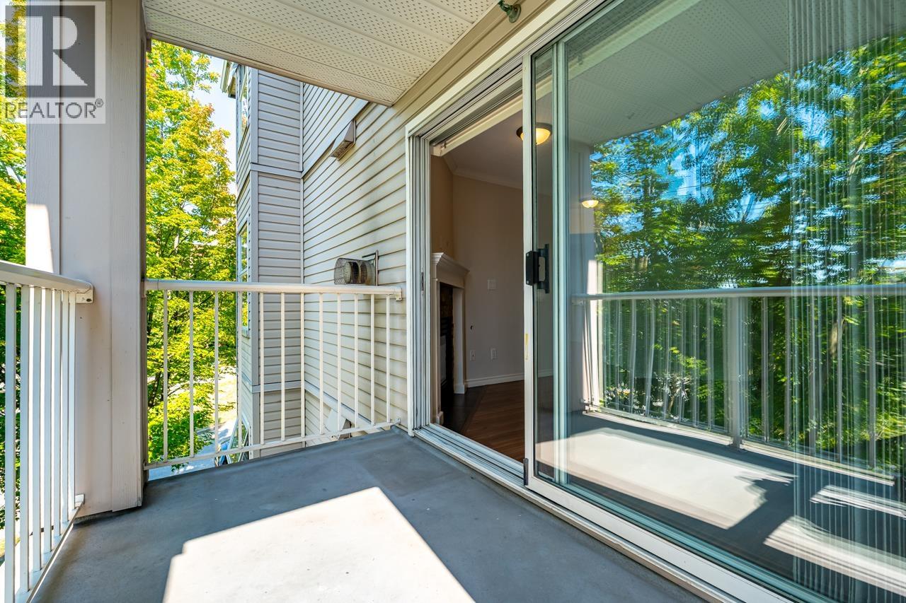 Photo 31 of 302 135 Eleventh Street, New Westminster BC