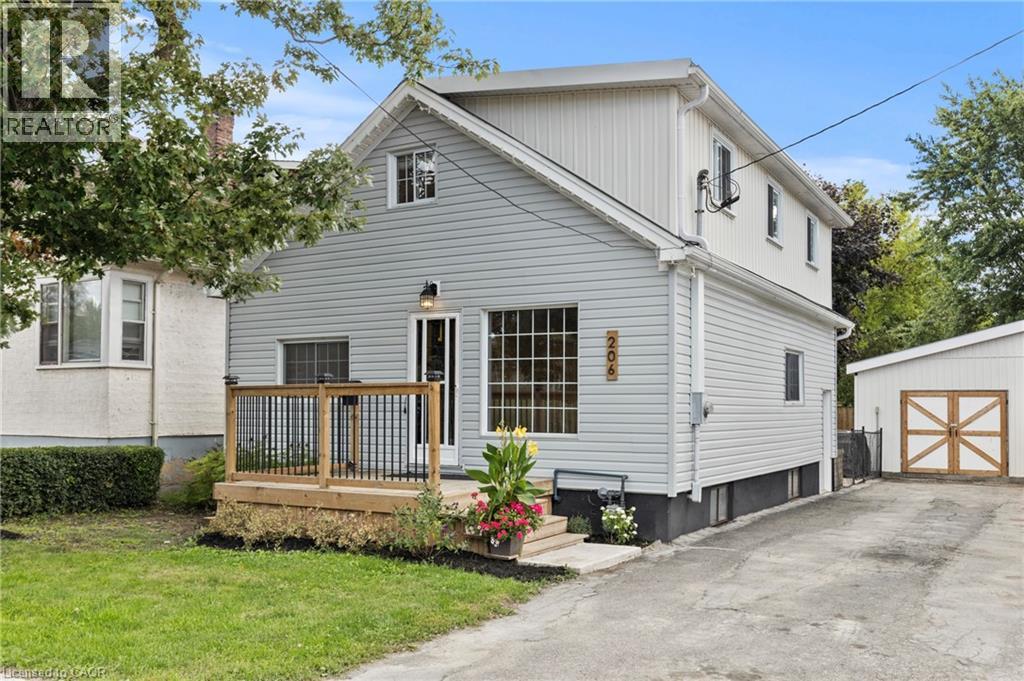 Photo 24 of 206 Niagara Falls Road, Thorold ON