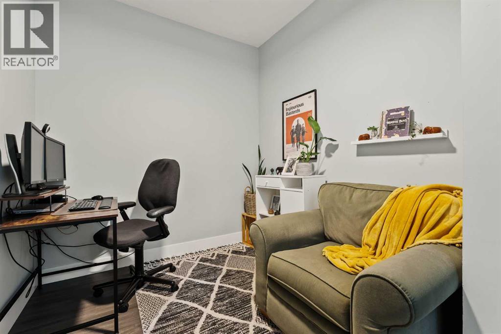 Photo 19 of 703 14 A Street Se, Calgary AB