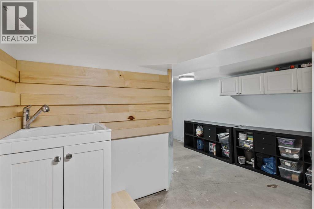 Photo 24 of 703 14 A Street Se, Calgary AB