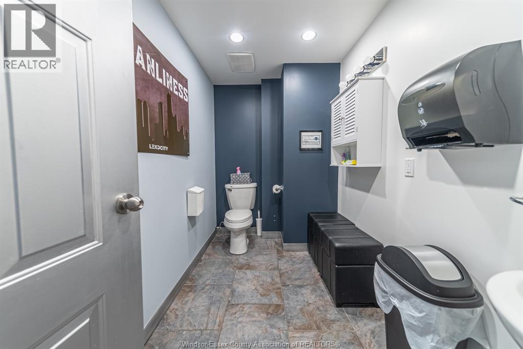 Photo 14 of 4769 Wyandotte Street East, Windsor ON