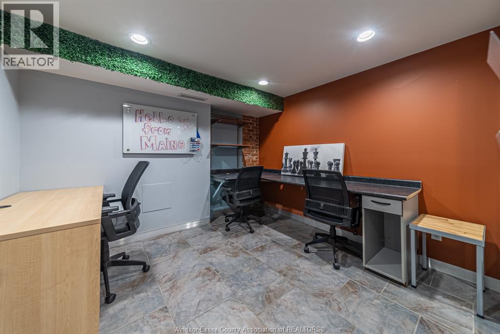 Photo 24 of 4769 Wyandotte Street East, Windsor ON