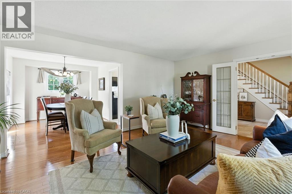 Photo 23 of 252 Mississaga Street, Oakville ON