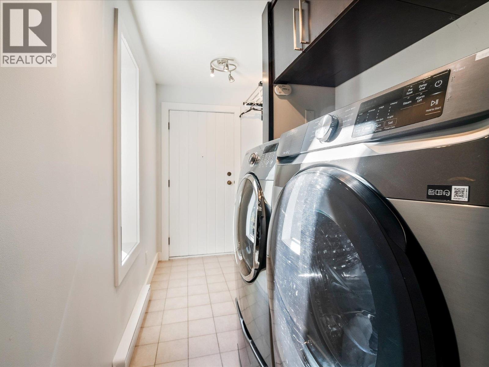 6252 PALMER DRIVE, Whistler