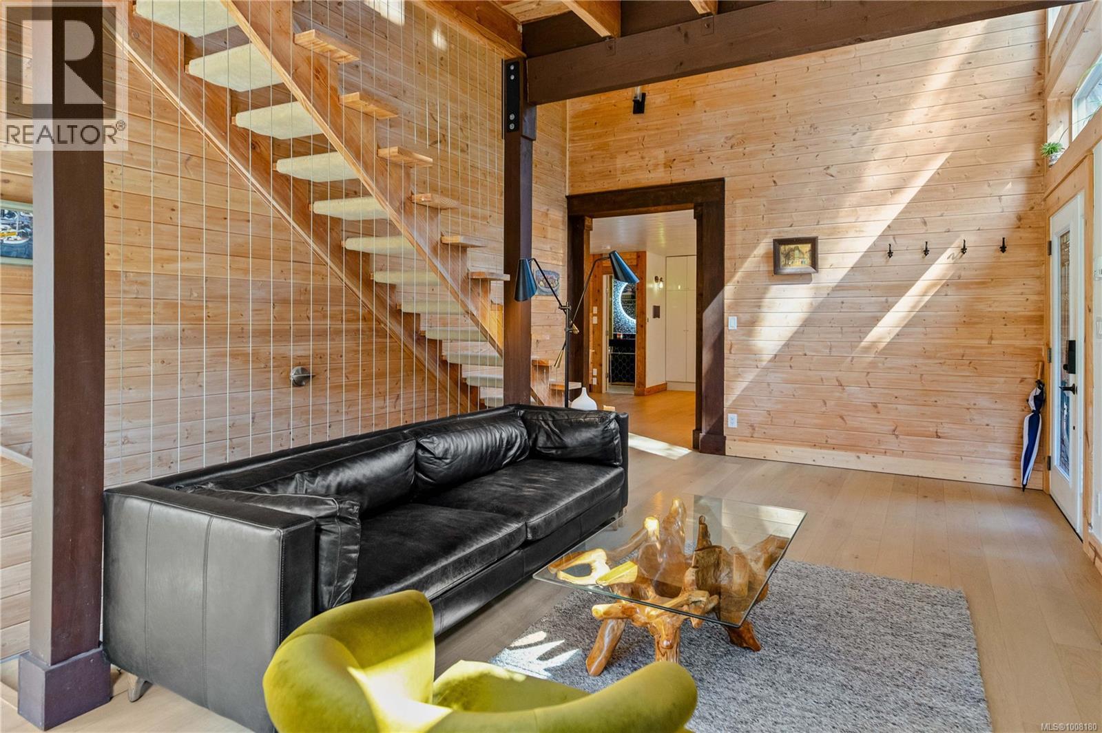 1713 Falcon Heights Rd, Langford