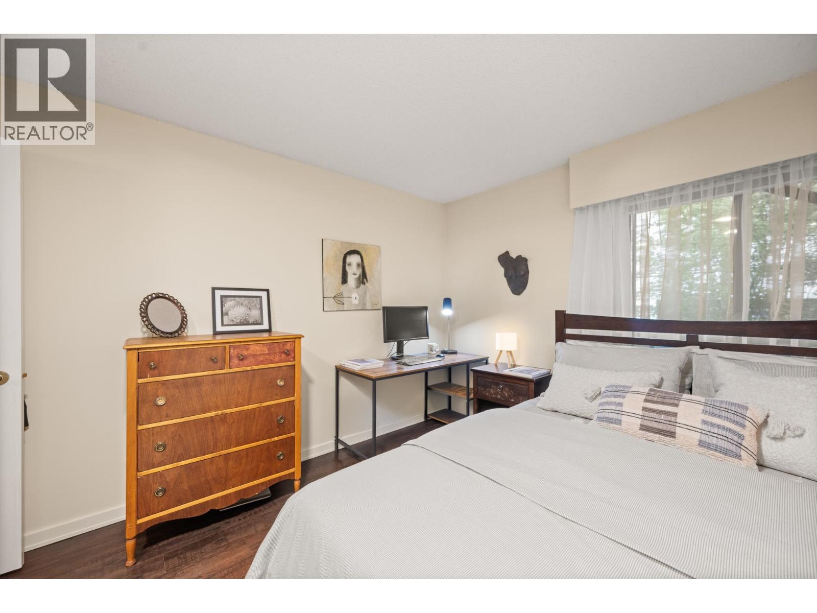 Photo 26 of 207 1930 W 3rd Avenue, Vancouver BC