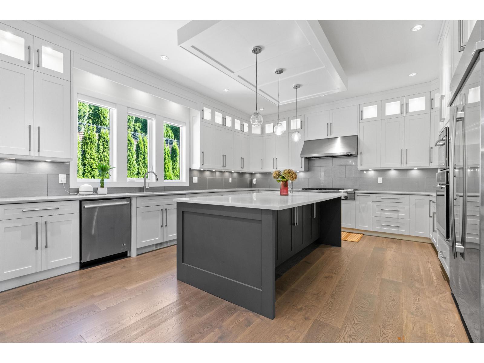 Photo 16 of 16521 58 Avenue, Surrey BC