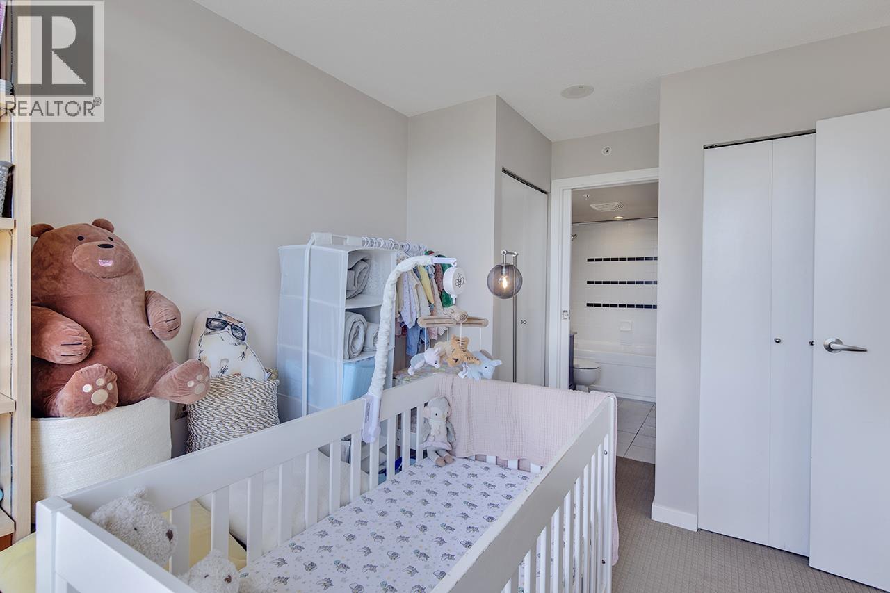 Photo 12 of 806 4178 Dawson Street, Burnaby BC