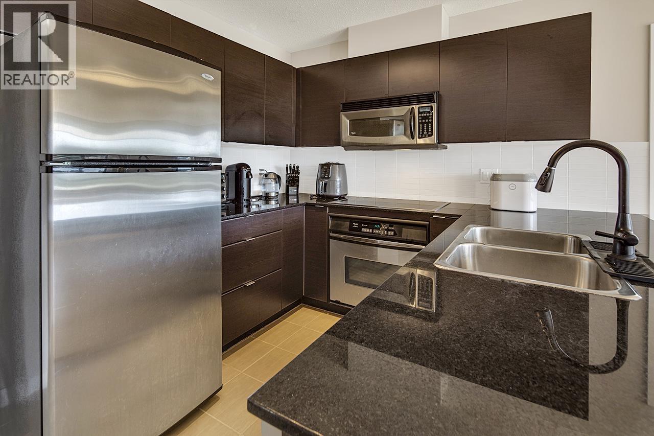 Photo 24 of 806 4178 Dawson Street, Burnaby BC