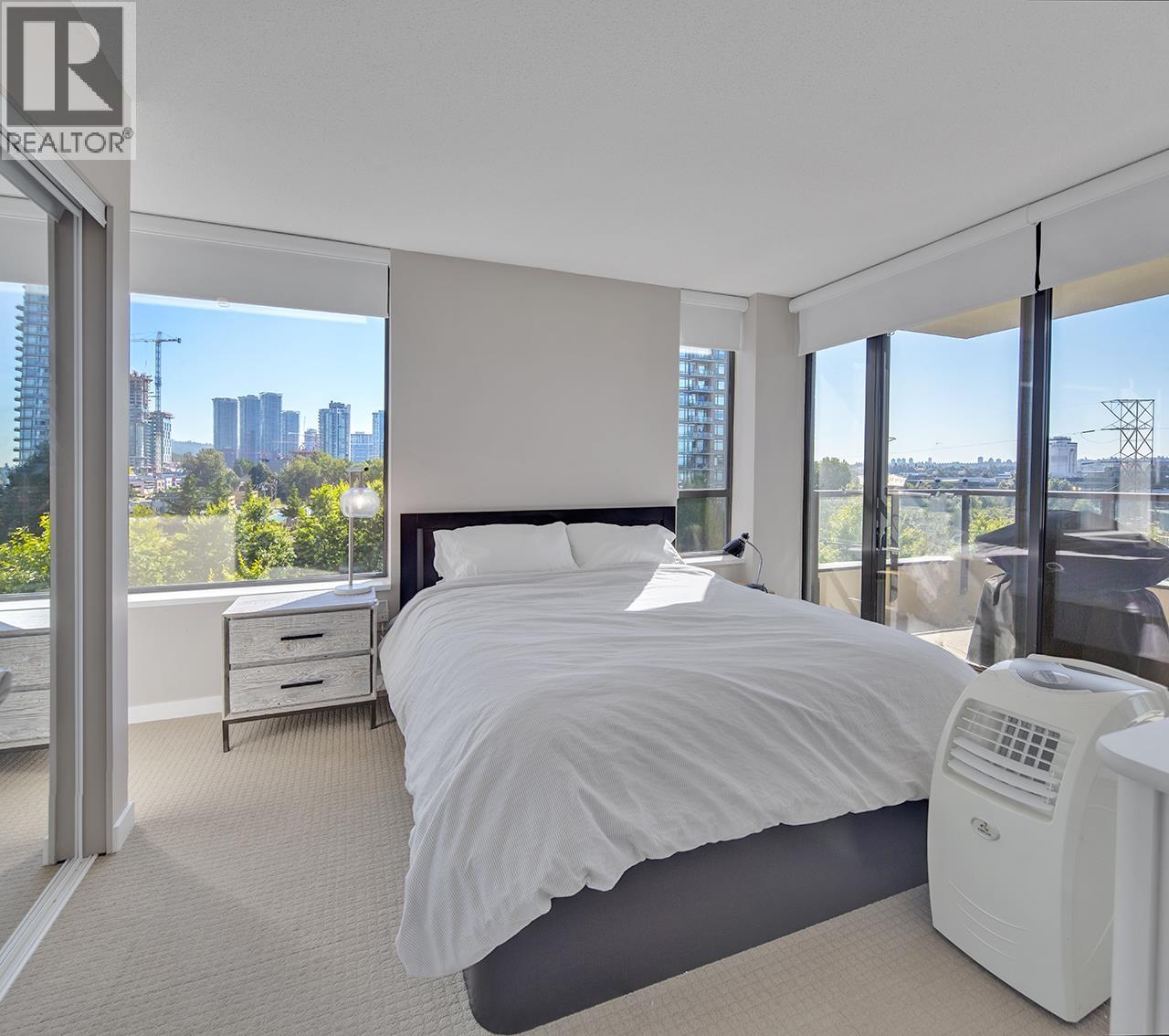 Photo 20 of 806 4178 Dawson Street, Burnaby BC