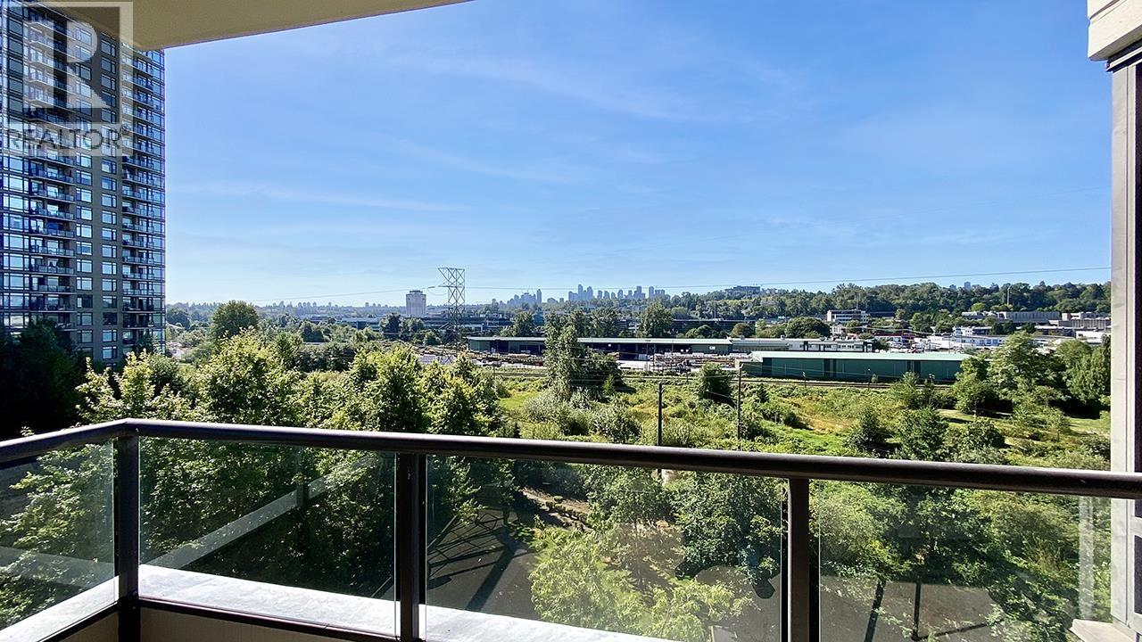 Photo 8 of 806 4178 Dawson Street, Burnaby BC