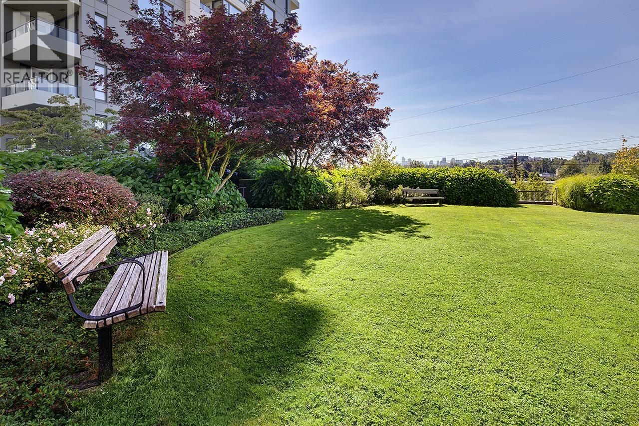 Photo 27 of 806 4178 Dawson Street, Burnaby BC