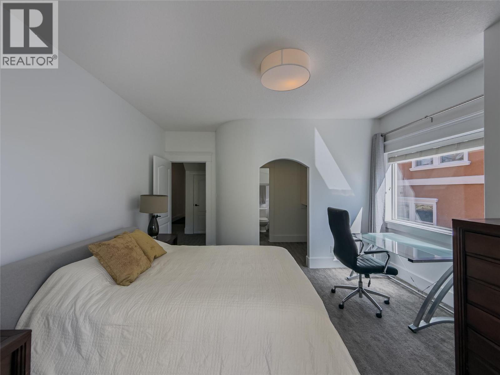 Photo 4 of 875 Sahali Terrace Unit 13, Kamloops BC