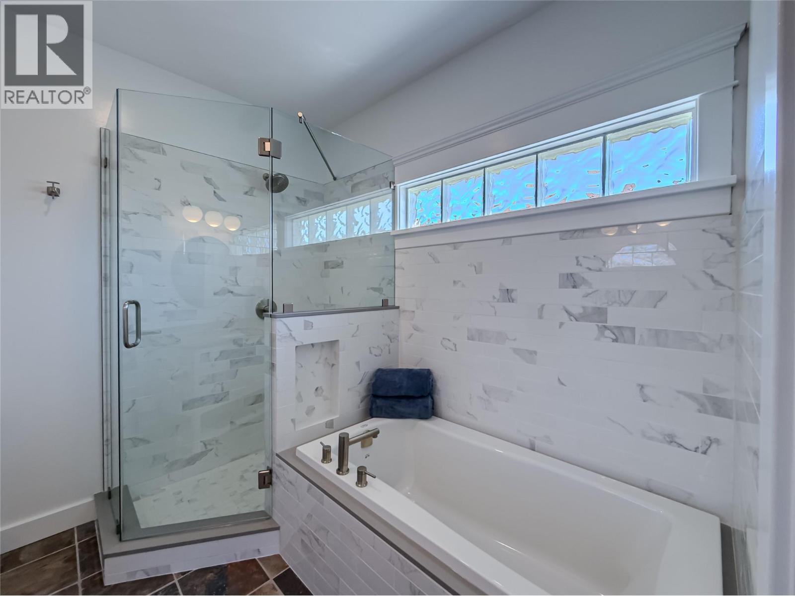 Photo 16 of 875 Sahali Terrace Unit 13, Kamloops BC