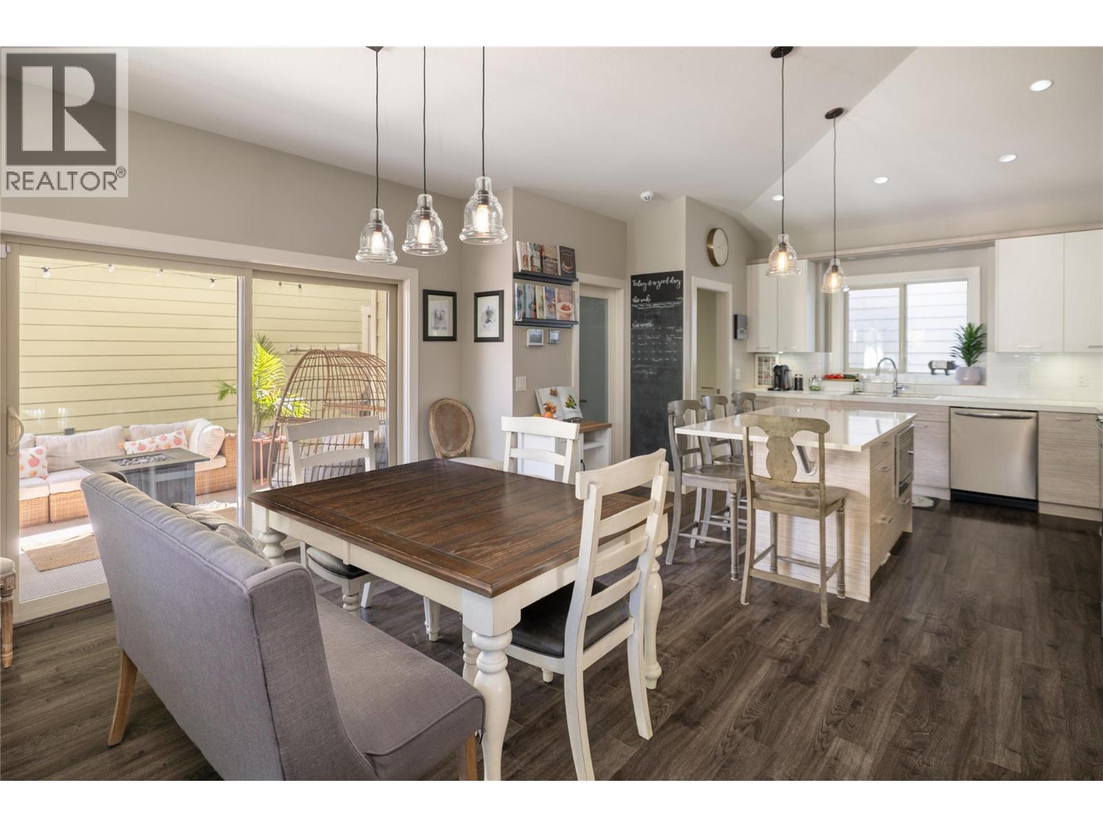Photo 10 of 351 Hillside Avenue, Kelowna BC