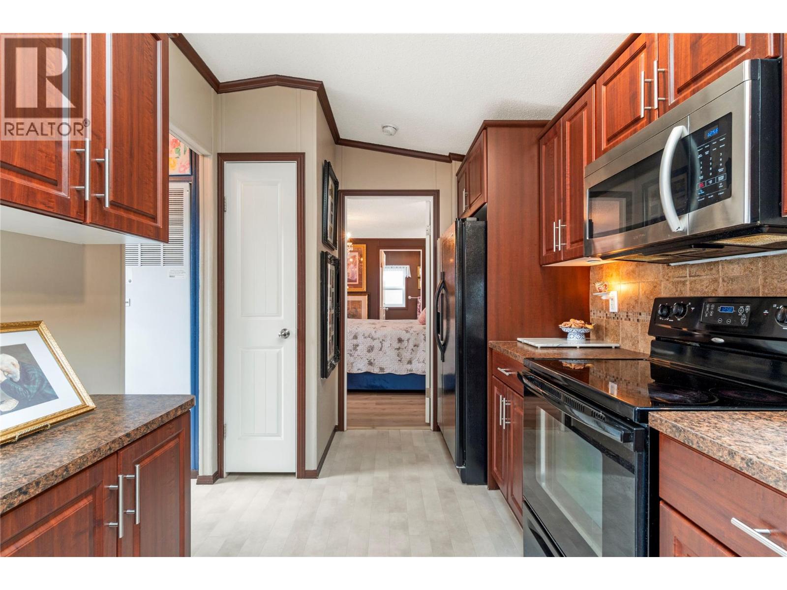 Photo 6 of 3350 10th Avenue Ne Unit 7, Salmon Arm BC