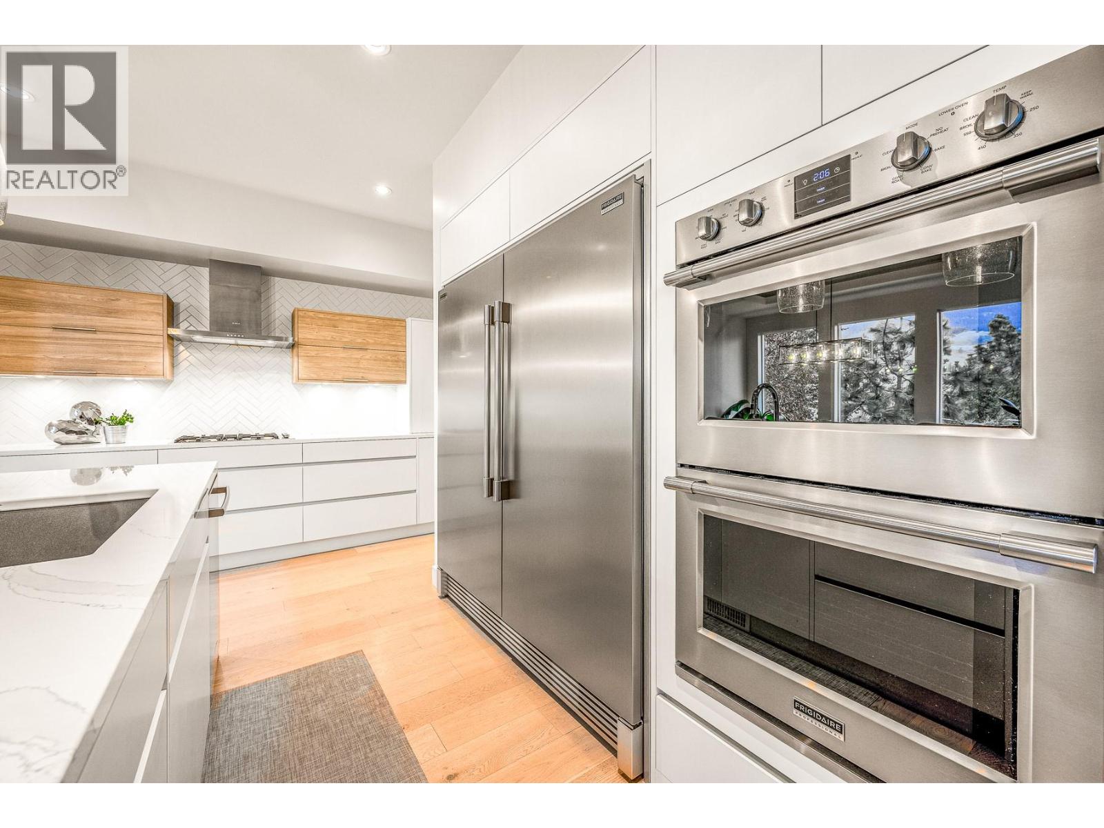 Photo 31 of 900 Stockley Street, Kelowna BC