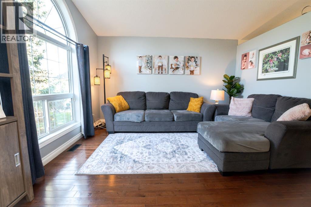 Photo 3 of 8825 104 Avenue, Grande Prairie AB