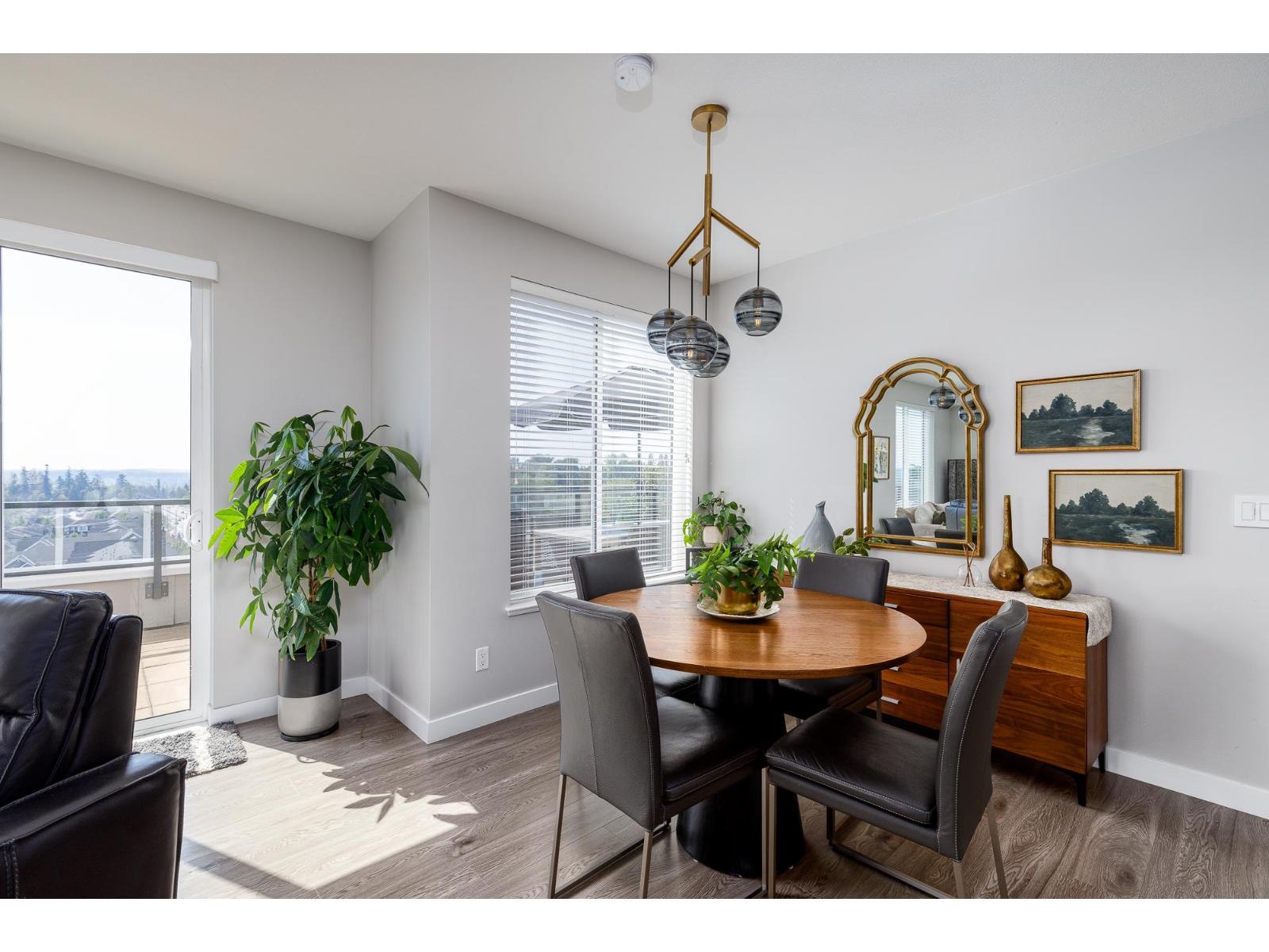 Photo 6 of 501 20826 72 Avenue, Langley BC