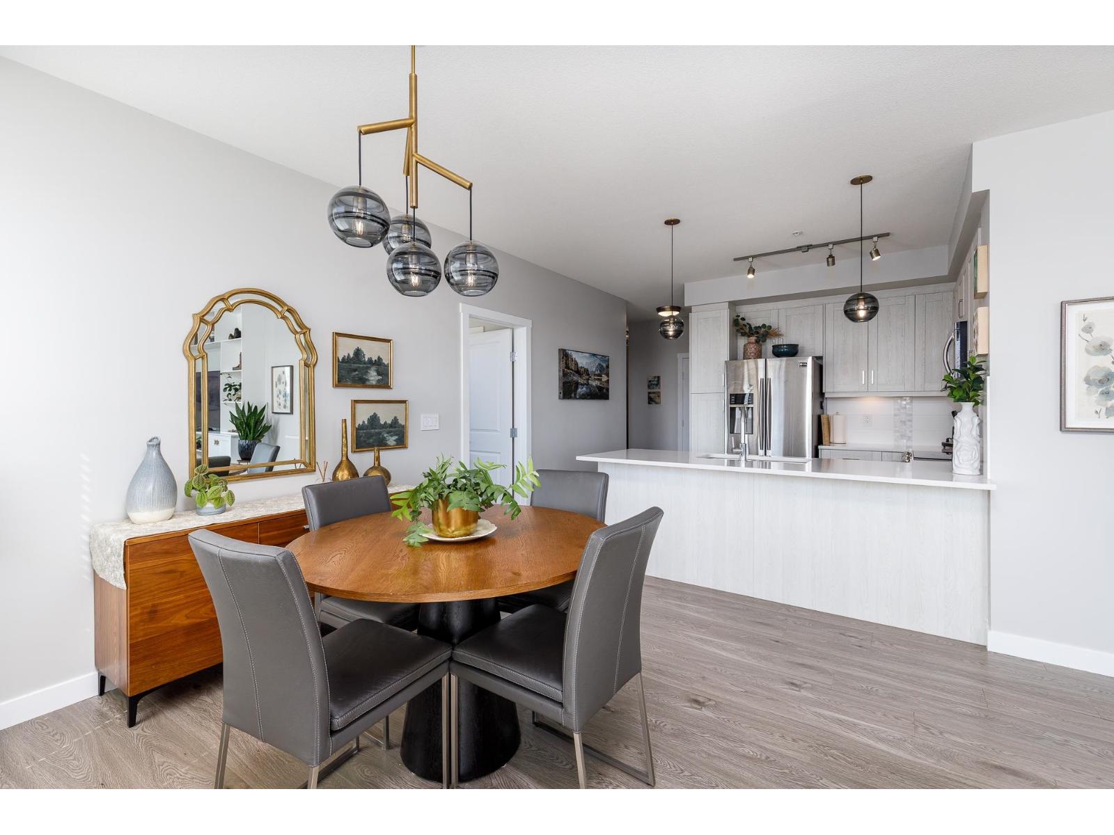 Photo 11 of 501 20826 72 Avenue, Langley BC