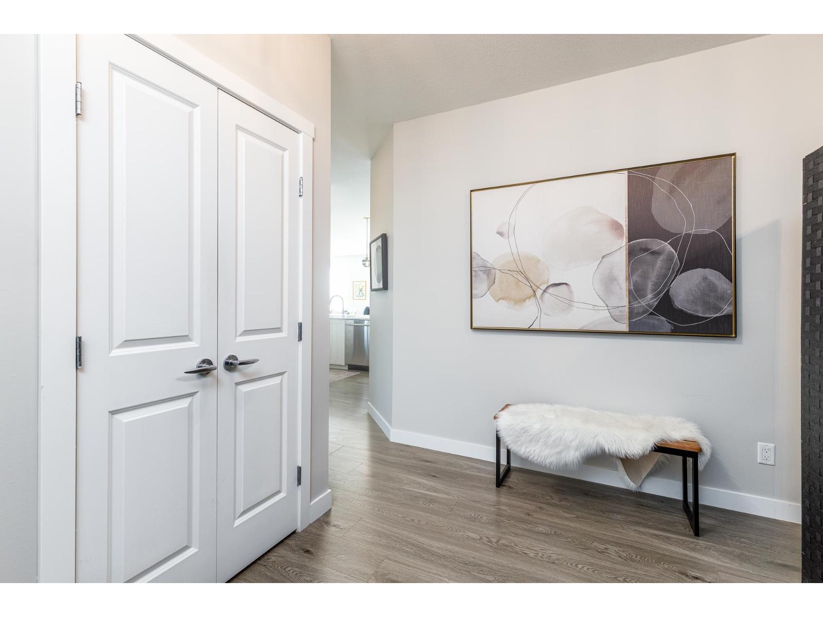 Photo 4 of 501 20826 72 Avenue, Langley BC