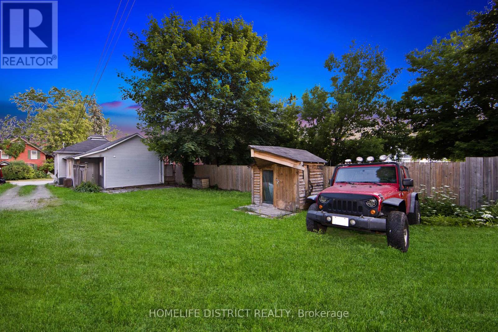 Photo 19 of 26 Brock Street E, Oshawa ON