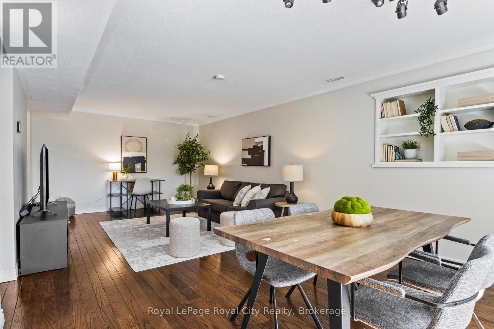 Photo 5 of 209 360 Waterloo Avenue, Guelph ON