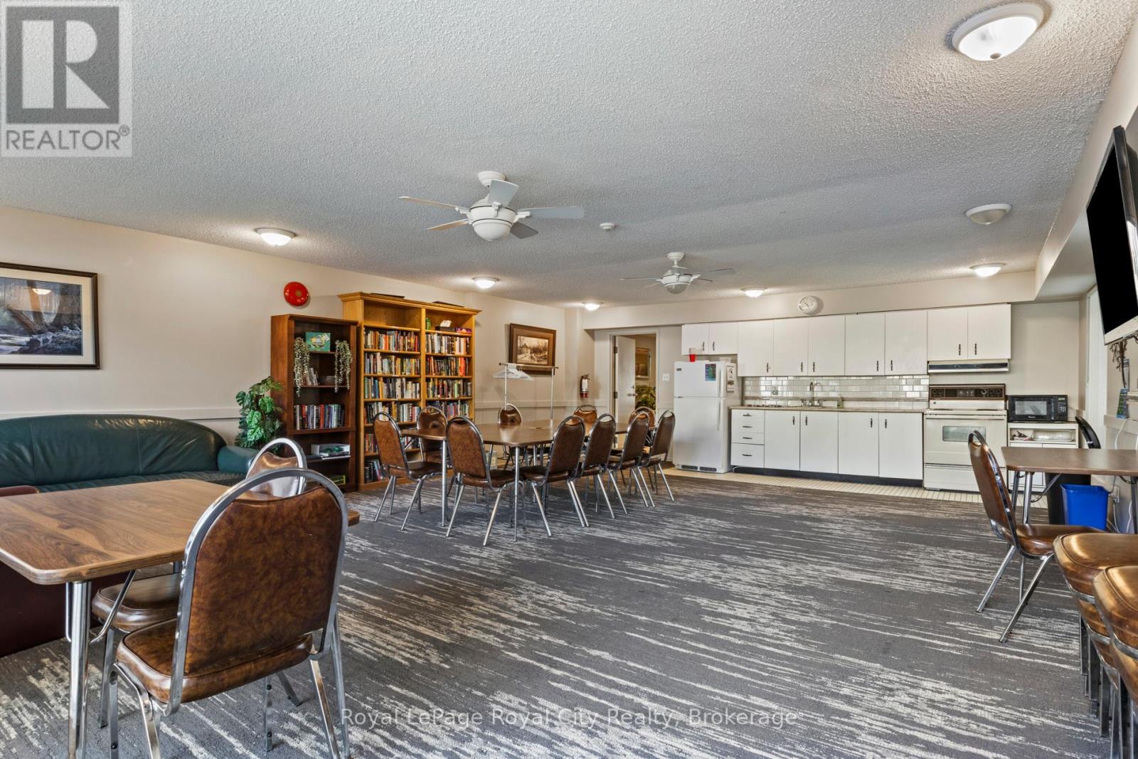 Photo 11 of 209 360 Waterloo Avenue, Guelph ON