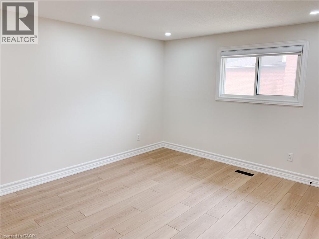 Photo 7 of 109 Biehn Drive Unit Upper, Kitchener ON