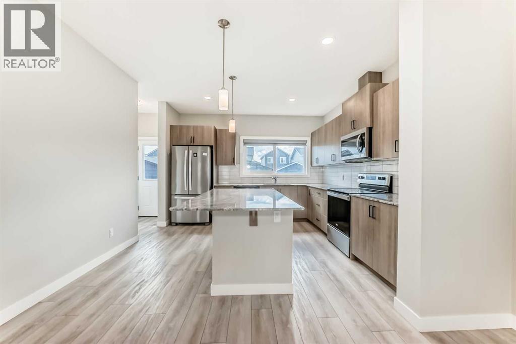 Photo 20 of 221 Midgrove Mews Sw, Airdrie AB