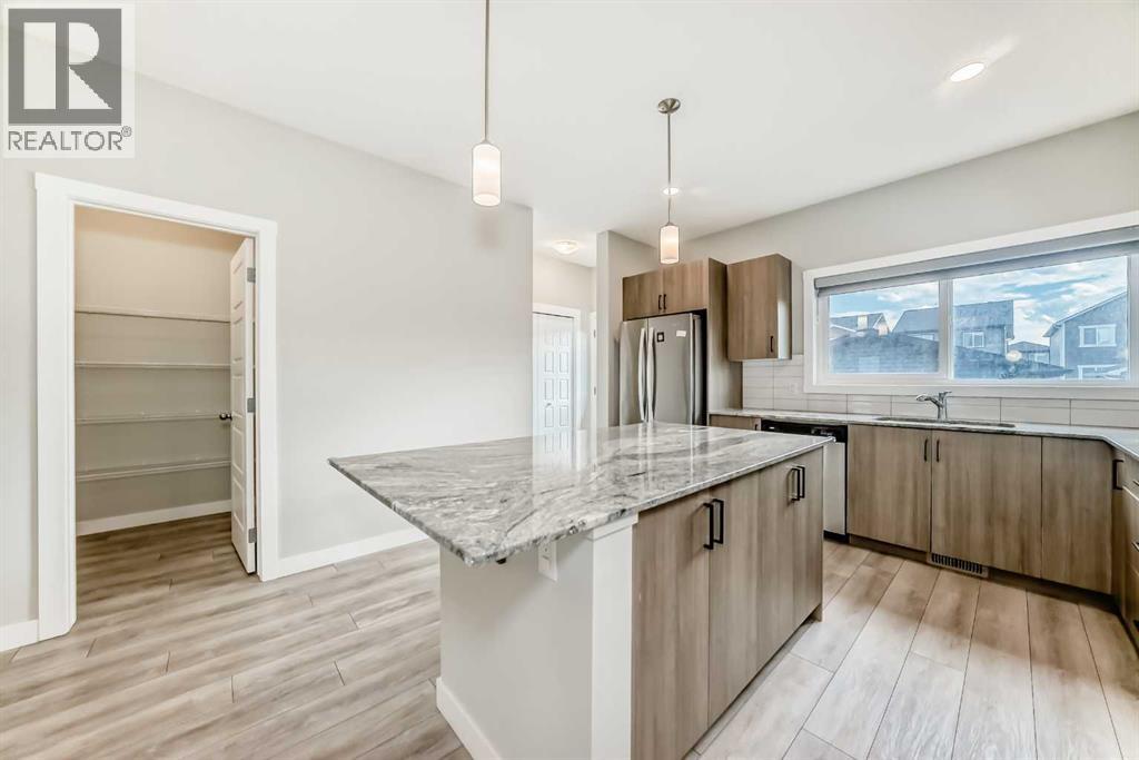 Photo 35 of 221 Midgrove Mews Sw, Airdrie AB