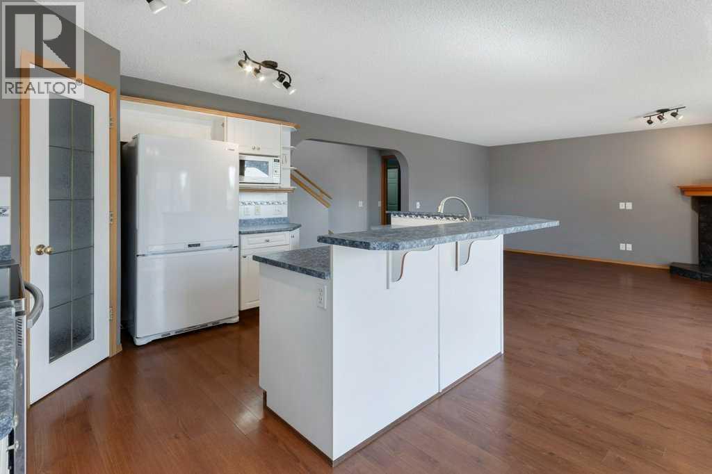 Photo 4 of 18 Big Springs Mews Se, Airdrie AB