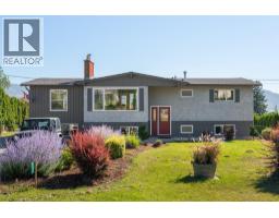 833 HAWTHORNE Road, West Kelowna