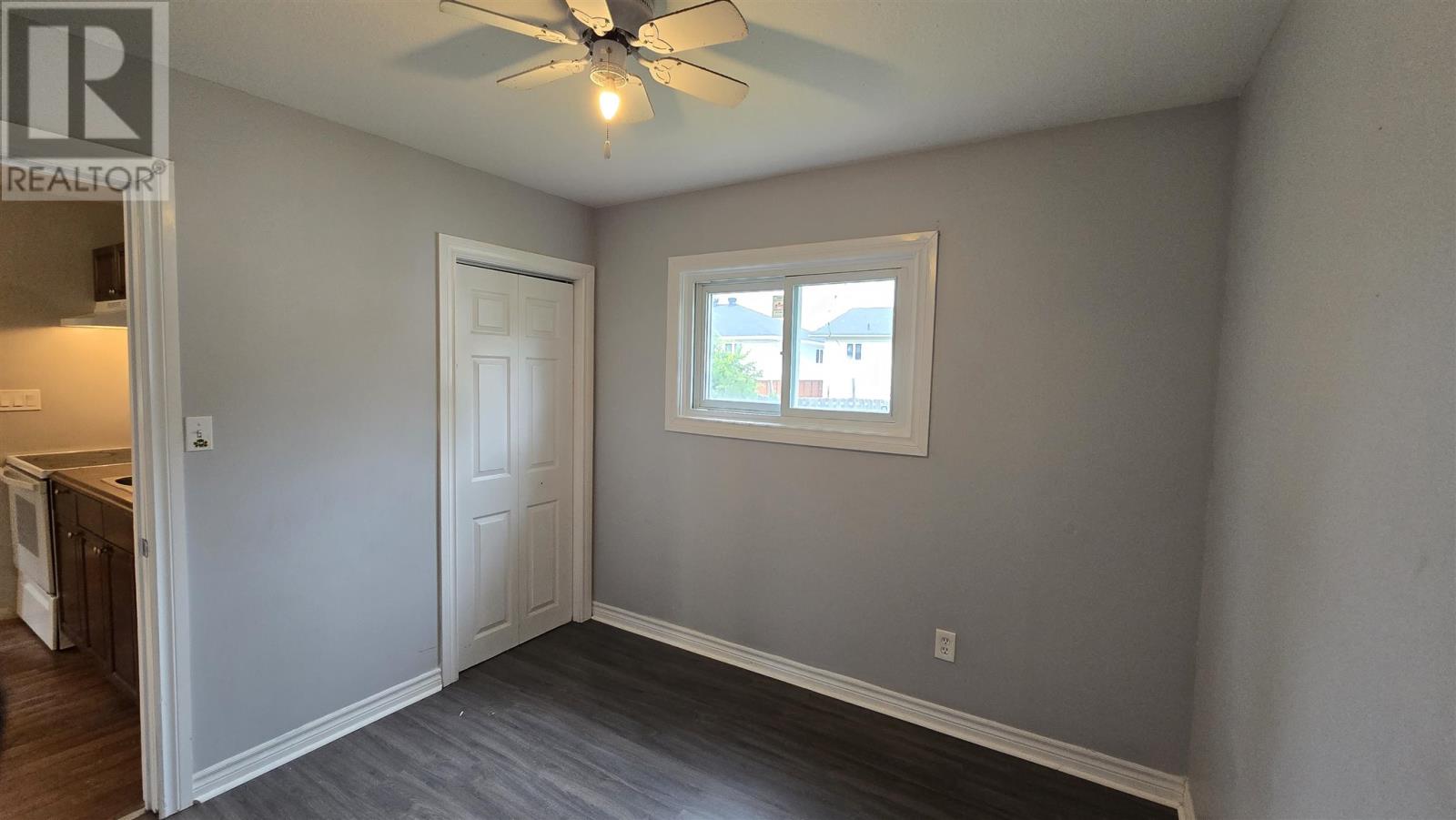 Photo 2 of 104 Wawanosh Ave, Sault Ste Marie ON